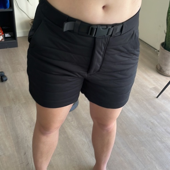 lululemon shorts - Picture 3 of 4